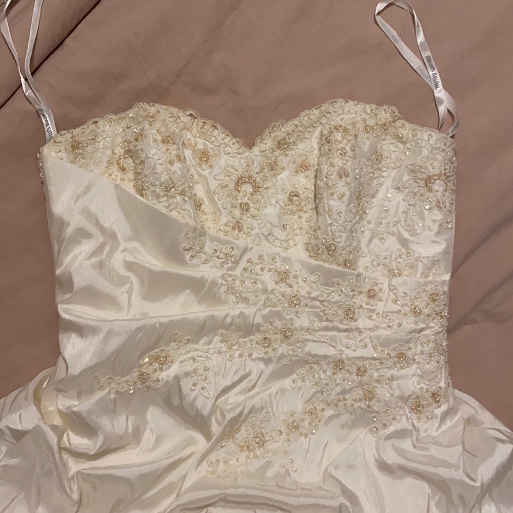 Ivory Wedding Dress